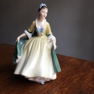 Royal Douloton Figurine | Elegance 1960